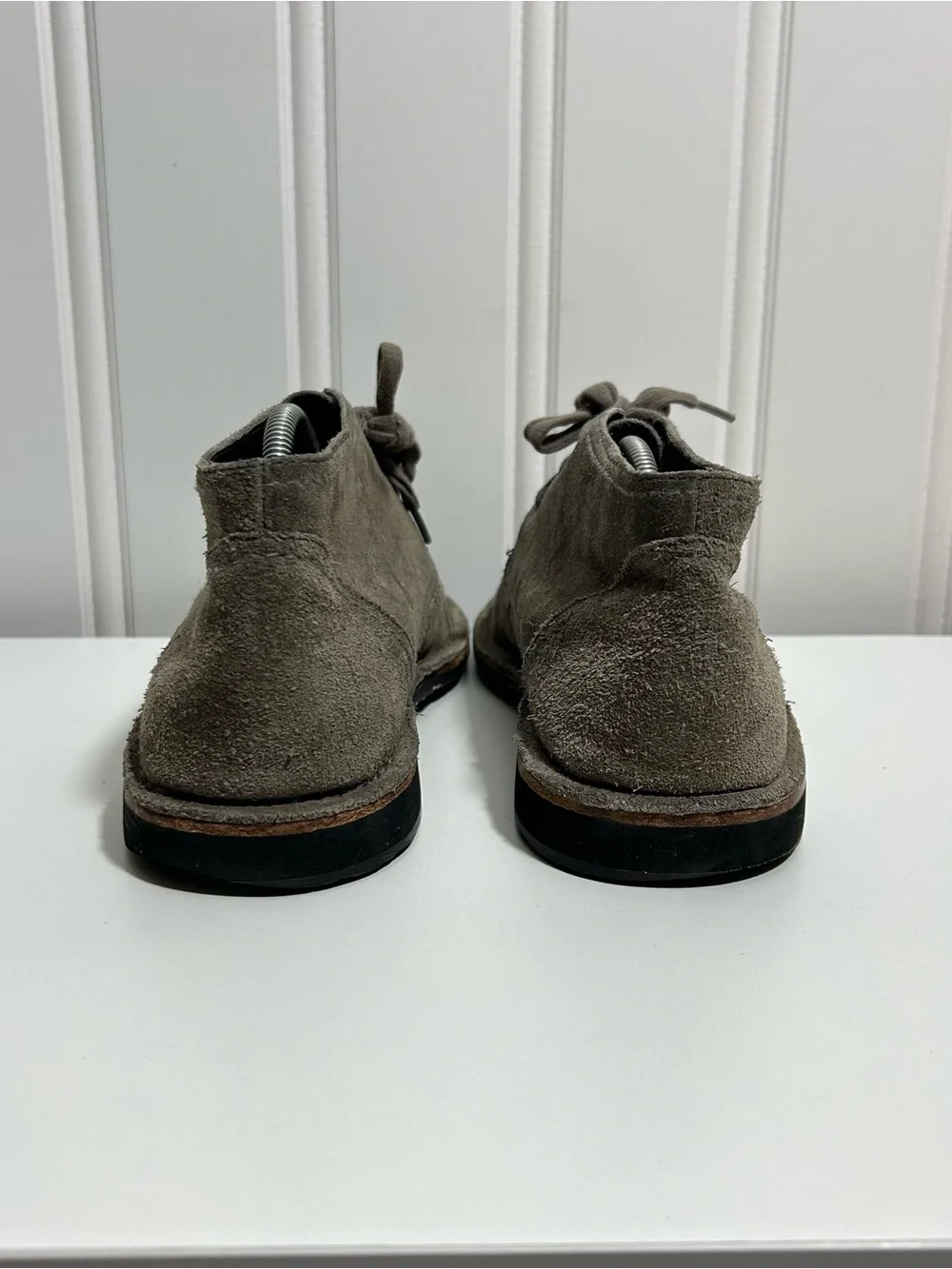 John varvatos lace Men's Gray Suede Chukka Boots